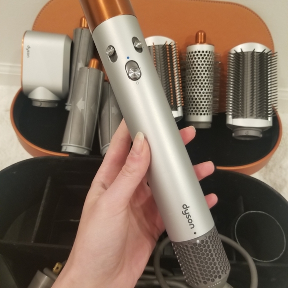 SOLD ON MERCARI - Picture 6 of 8